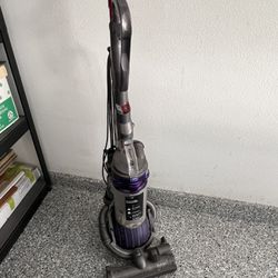Dyson DC25 All Floors gBagless Upright Vacuum