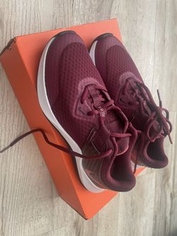 Nike Shoes Size 7.5