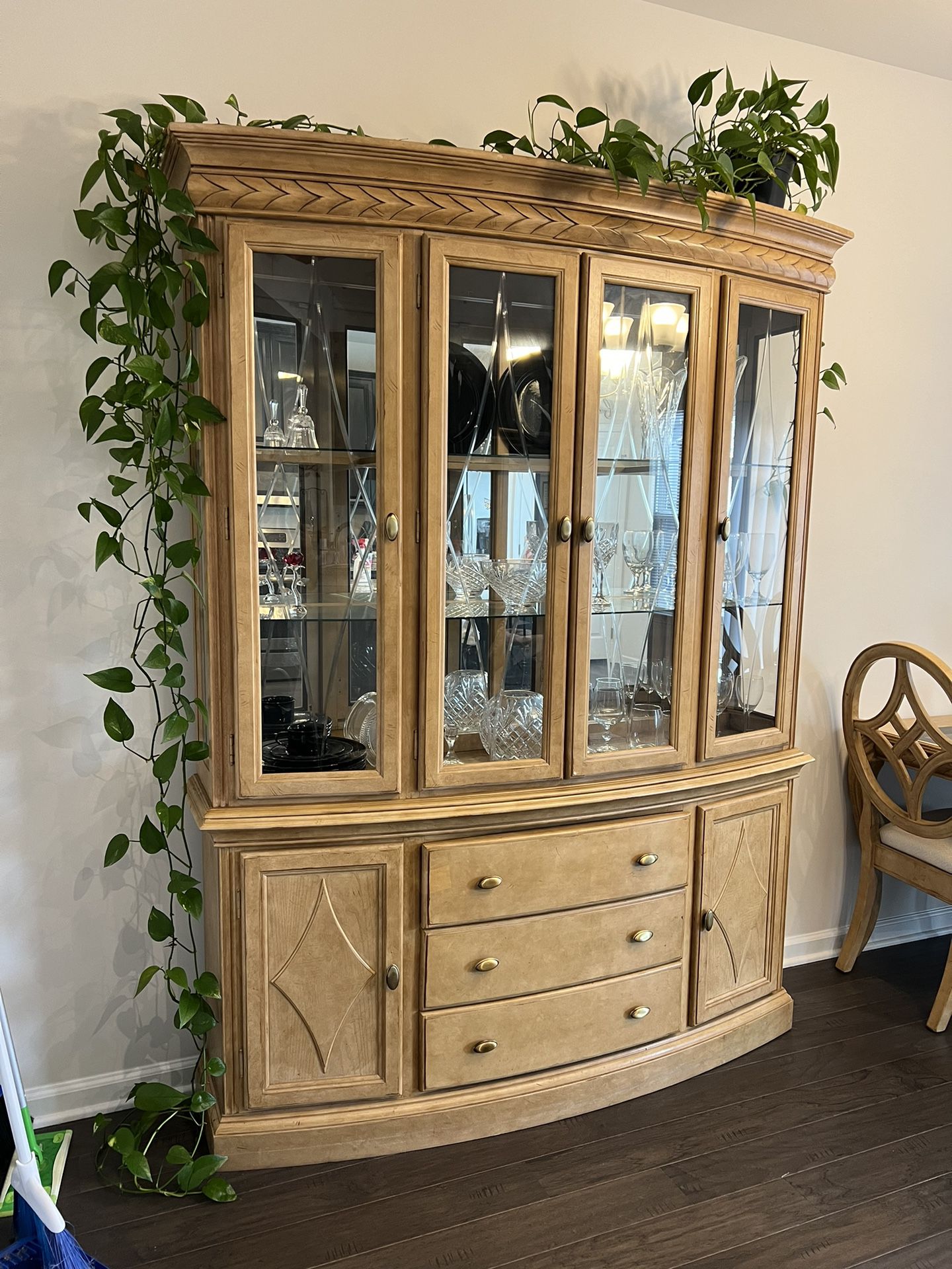 China Cabinet And Dining Table