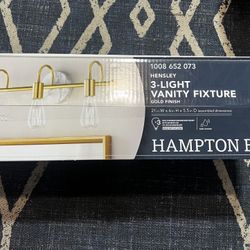 Hampton bay Light Fixture