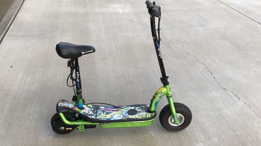 EZip 4.5 electric scooter