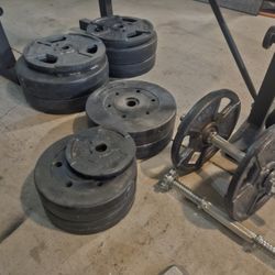 Benchpress With 200 Pounds Of Weights