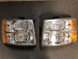 2008 Chevrolet Silverado Headlight Assembly