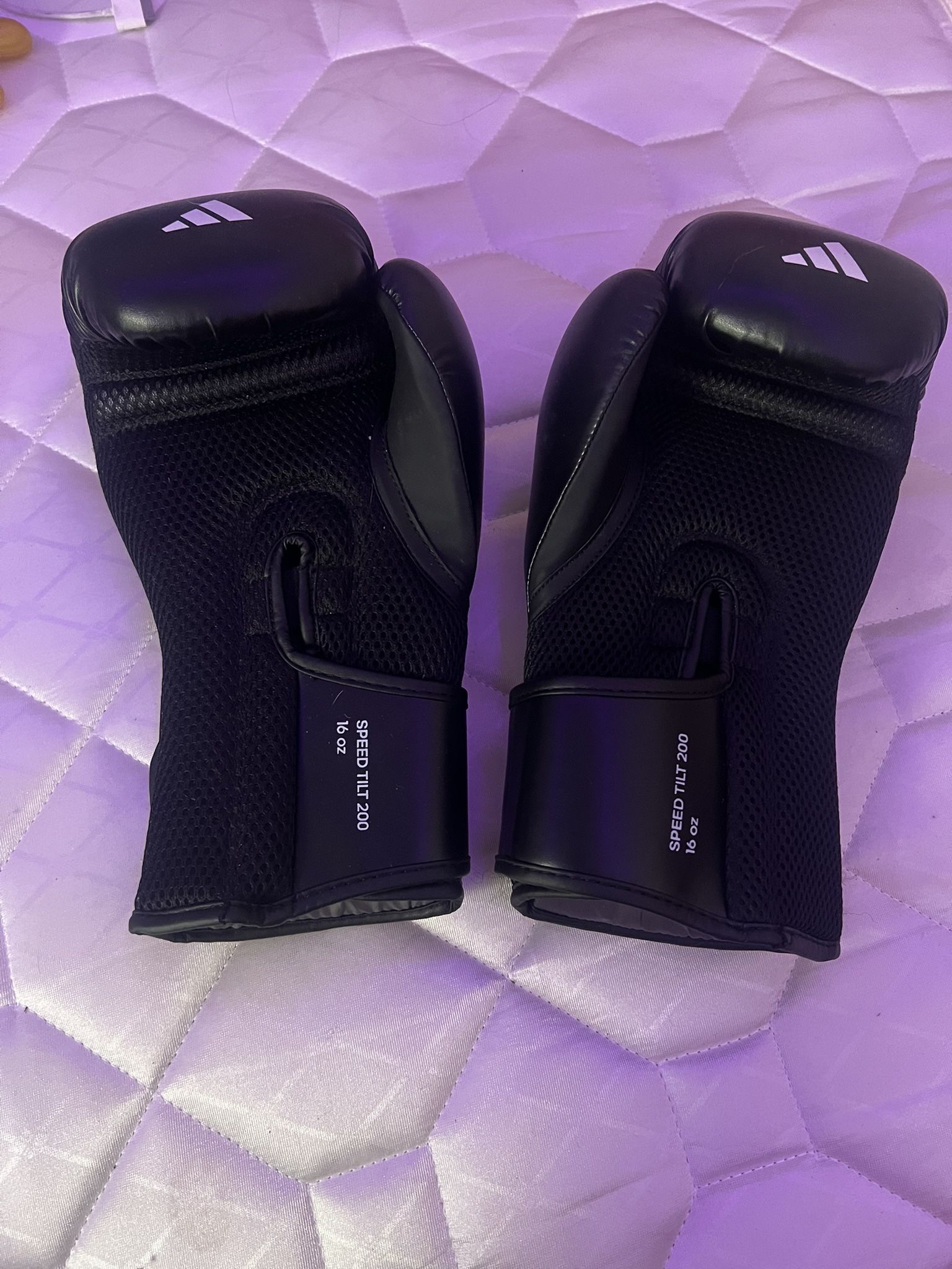 Boxing gloves