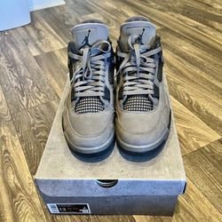 AIR JORDAY 4 LIKE NEW