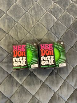 *RARE GREEN* Needoh Fuzzball