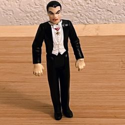 Universal Monsters DRACULA Figure Toy Halloween Horror 1997