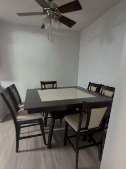Family dinning set for 6