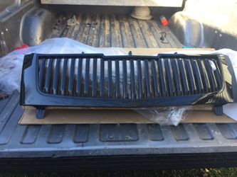 Grill for Cadillac escalade 02-07