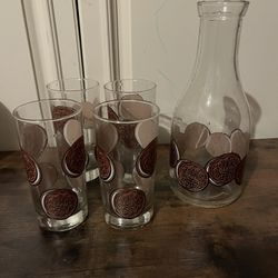 Vintage Oreo Milk Jug And (4) Glasses / Cups