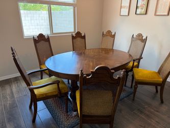 Kitchen Table and Chairs