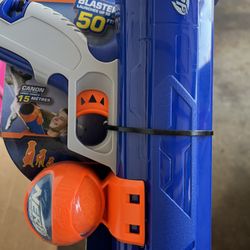 Nerf Dog Tennis Ball Launcher 