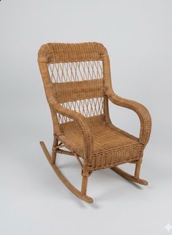 Vintage child’s wicker chair