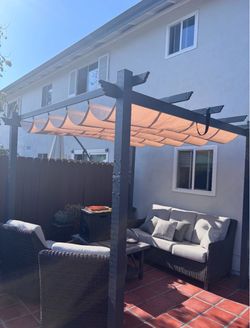 10x10 Outdoor Pergola with Retractable Canopy
