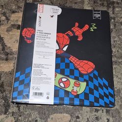 Yoobi Marvel Spider-Man 1-inch D-Ring Binder. Brand New Never Used!!