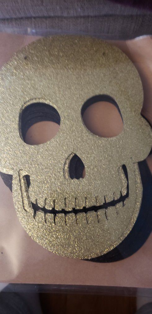 Gold Foil and Black Glitter Skull Banners - Halloween Banners, Halloween Party, Happy Halloween, Haunted House, Halloween Decoration

