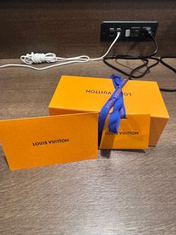 Louis Vuitton square frame (LV) symbol sun glasses / shades