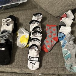13 Pairs Of Socks 