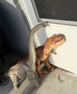 2 Large Dinos.