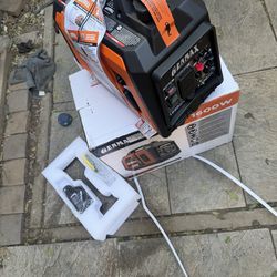 GENMAX 1600-Watt Recoil Start Gasoline Powered Inverter Generator Ultra Light-weight Super Quiet With 57CC OHV Engine