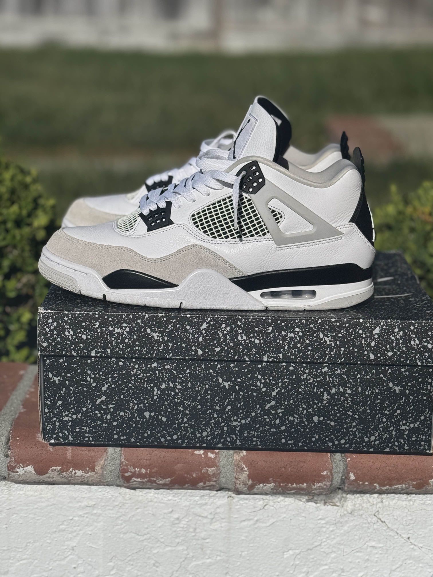 Jordan 4 Military Black