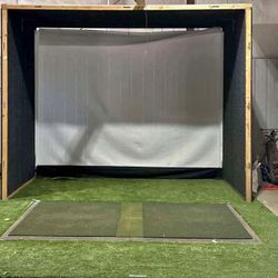 Indoor Golf Enclosure And Screen 