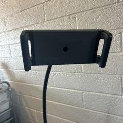 iPad/iphone stand/content