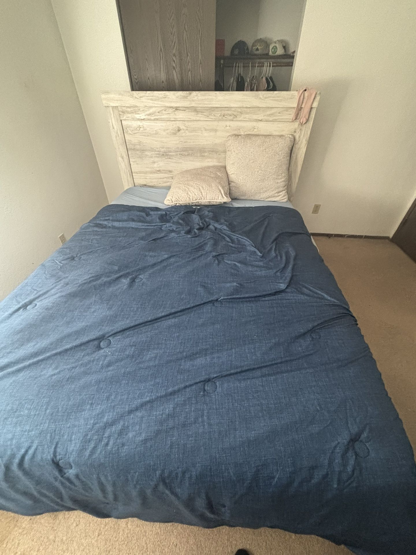 Bedroom Set