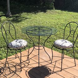 Black Iron Bistro Table & Chairs (6 Pcs Set)