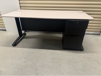 Desk L66”W30”H28” great condition all drawers work well