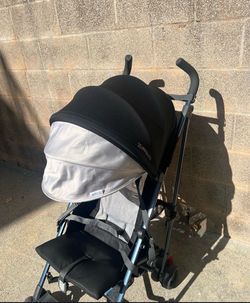 Uppababy g-lite folding stroller