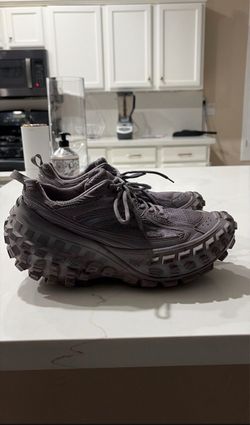 Balenciaga Defenders