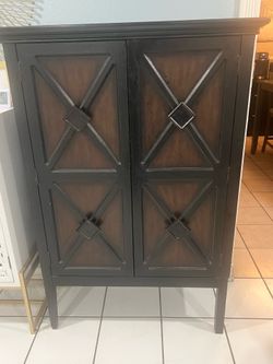 Expreso cabinet