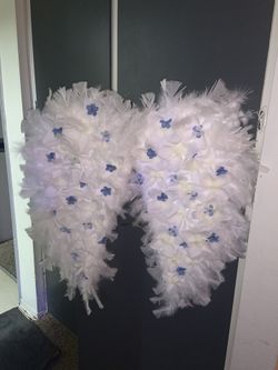 Angel wings