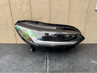 2023 2024 2025 HONDA HR-V RIGHT SIDE HEADLIGHT LED OEM USED