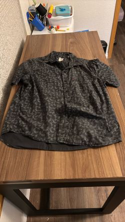 Levi’s Comfortable Short Sleeve Shirt Size L