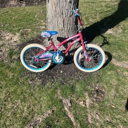 18” kids bike (training Wheels Included)