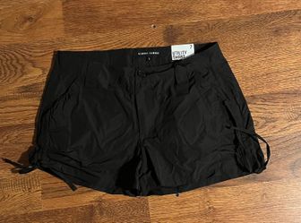 Almost Famous Black Utility Shorts Size 7
