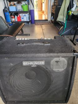 Behringer ultrasonic K3000fx , 300 watt,  Amplifierw