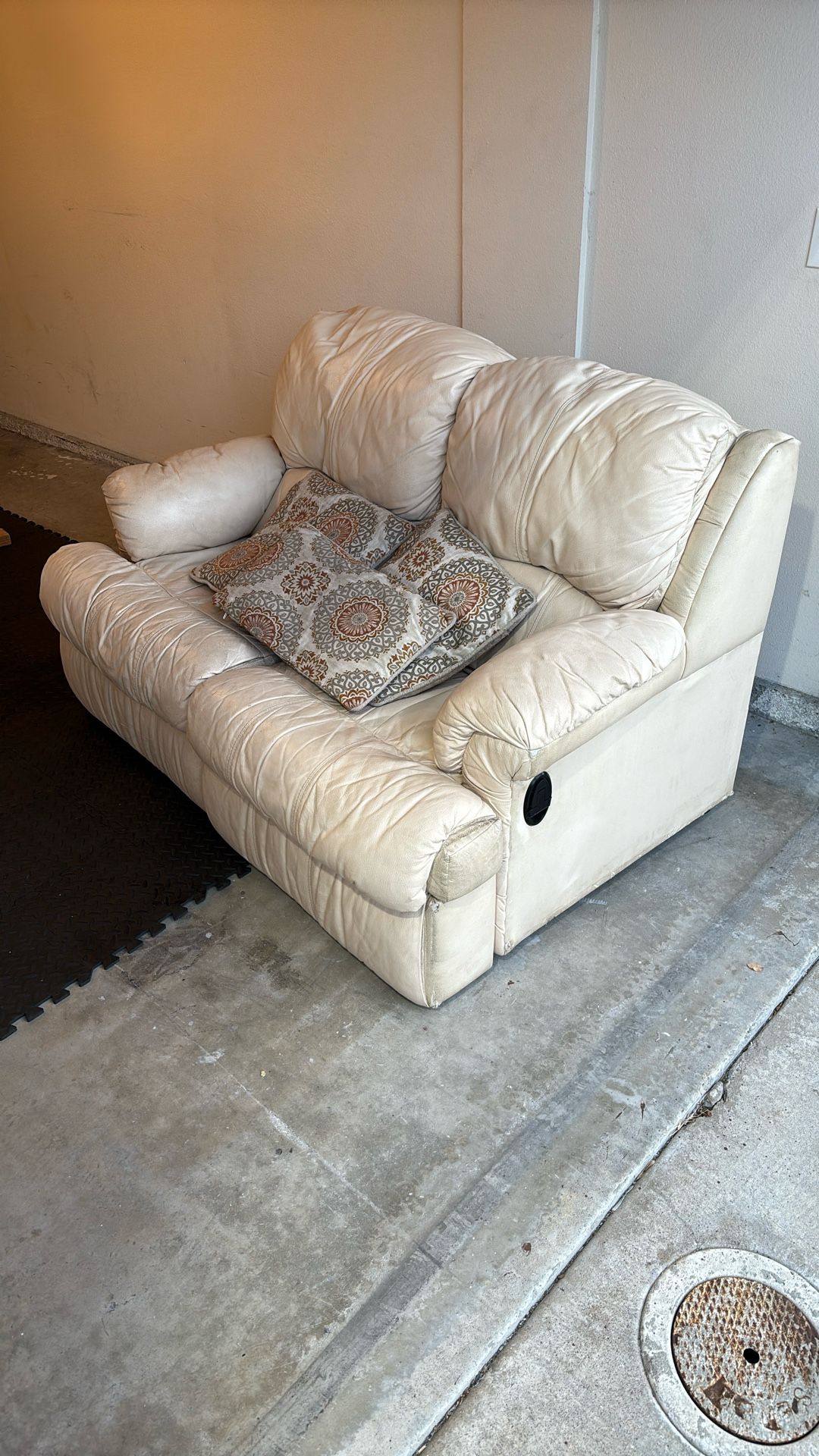 Leather Recyclining Loveseat
