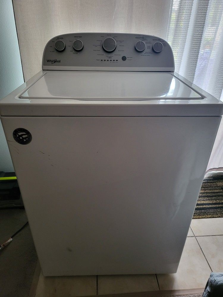 WHIRLPOOL 3.8 CU. FT. HIGH EFFICIENCY LOAD WASHER WITH SOAKING CYCLES, 12 CYCLES 360 AGITATOR WITH 