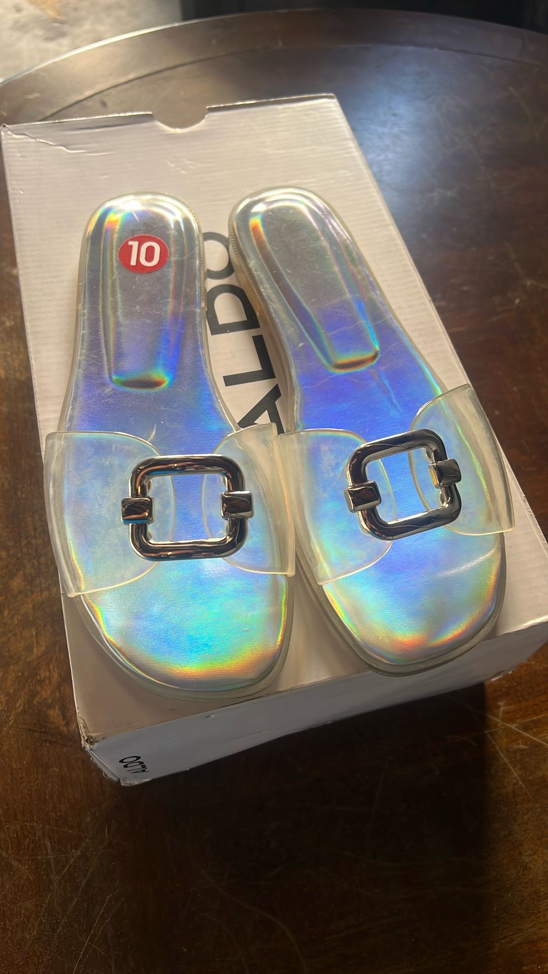 Women’s Slides Size 10