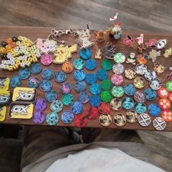 Lot Of Pokemon 149 Pieces