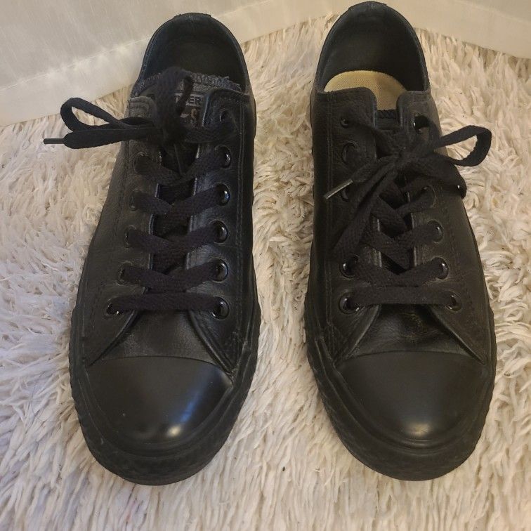Black Leather Low Top Converse