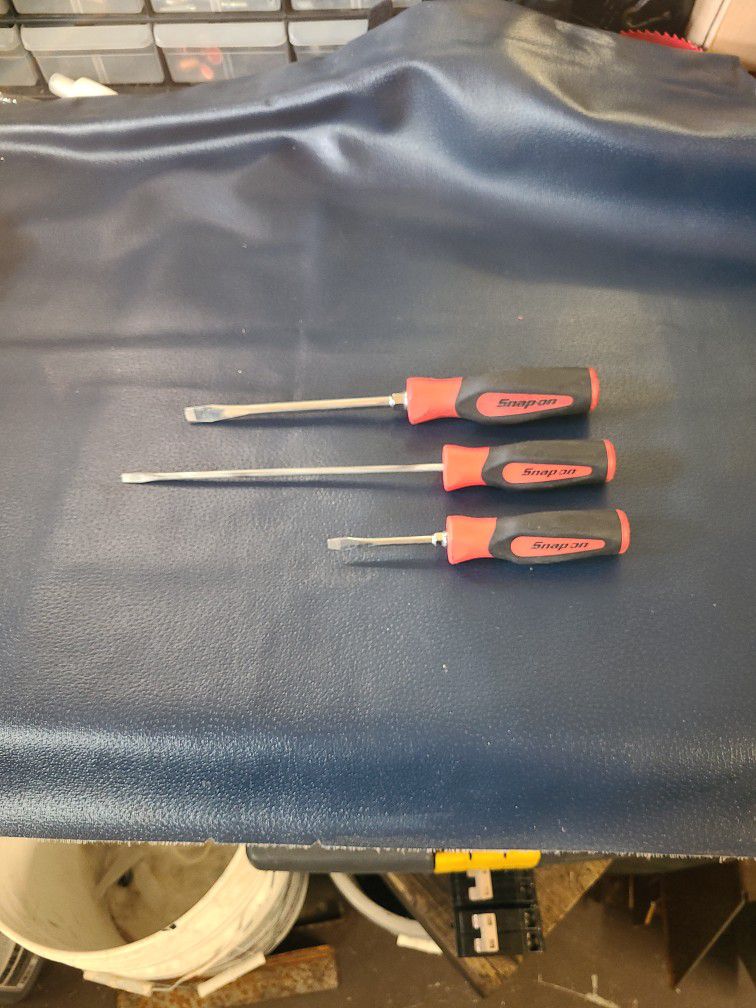 snap on screwdrivers
