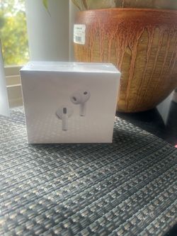 AirPods Pro 3 with Active Noise Cancellation •Sealed•