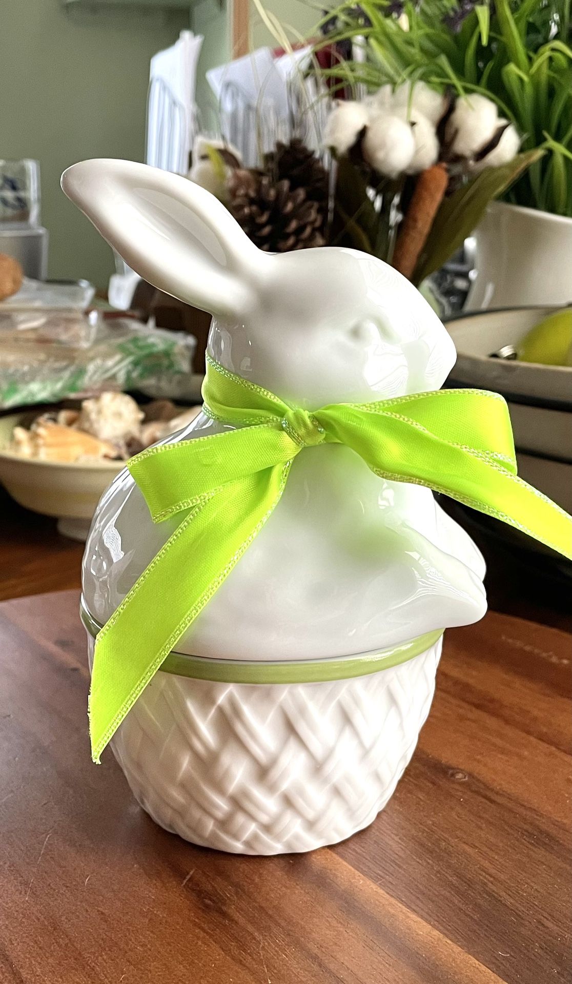 Williams Sonoma Bunny Tureen w/Lid - Two Piece Piece - 2011