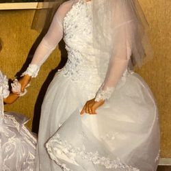 Wedding Dress   Size M  8-10 