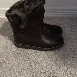 Women Boots Sz 6