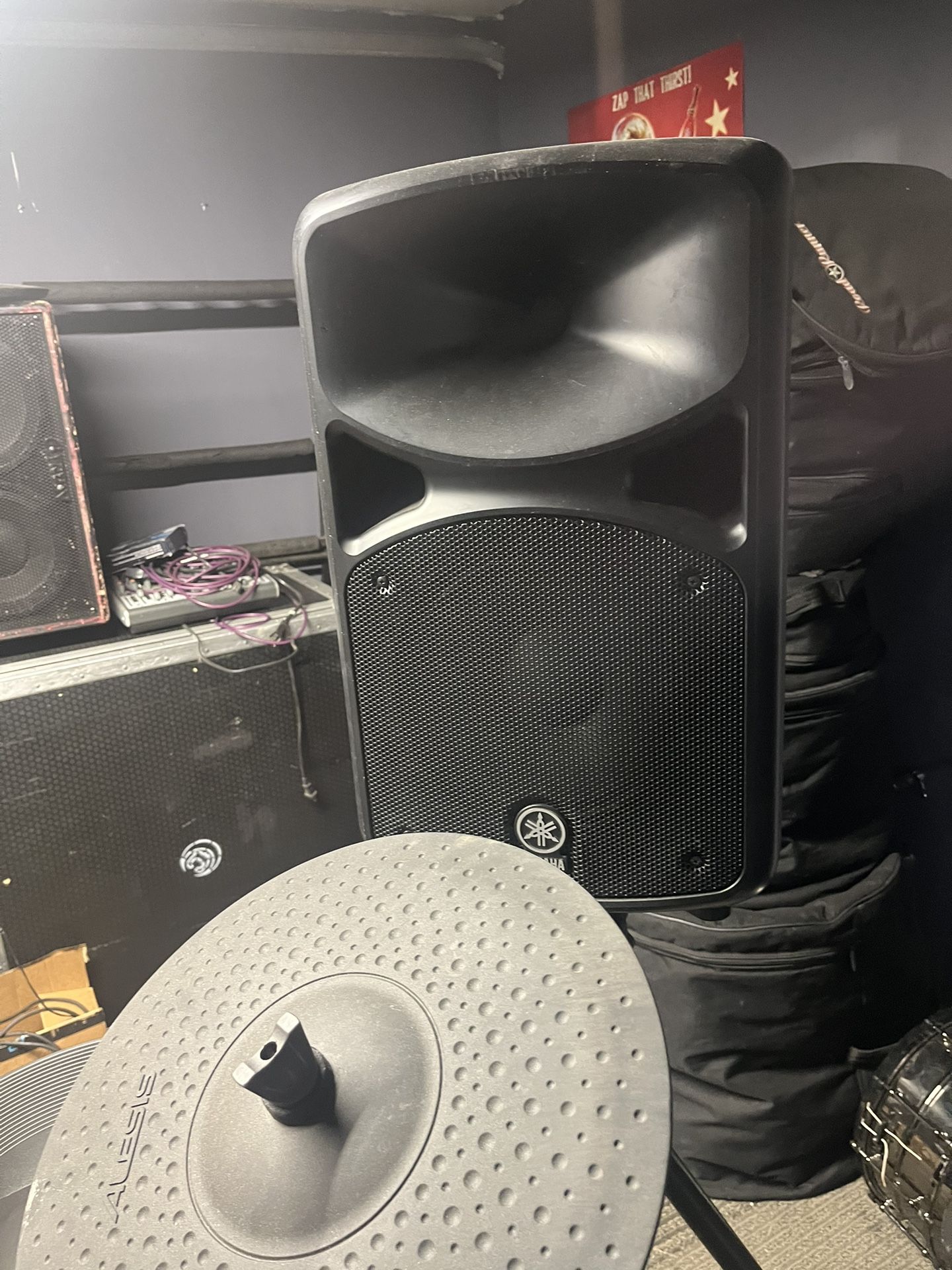 Alesis Strike Pro SE AND Yamaha Model 600S PA System for Sale in